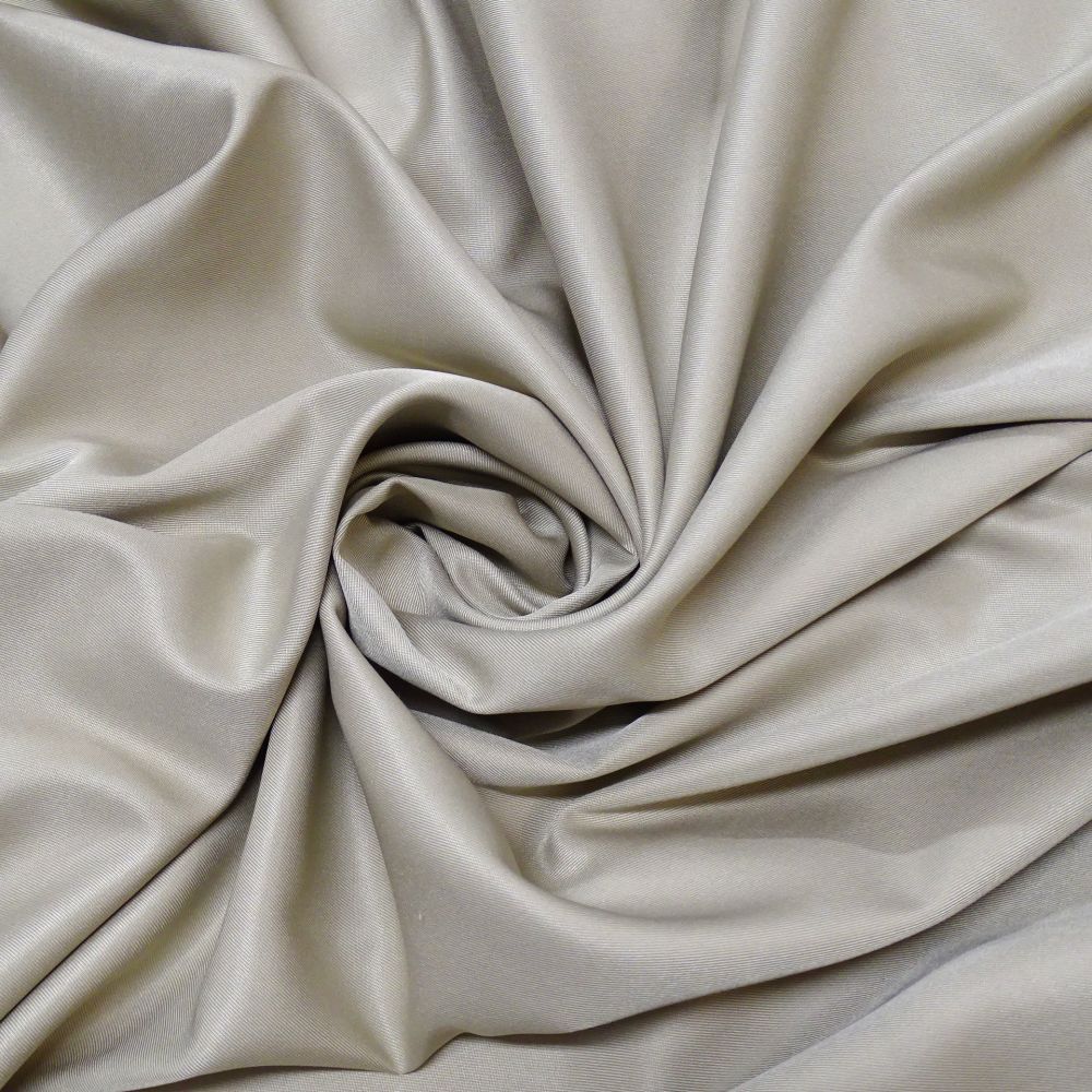 Tecido Alfaiataria Gabardine Twill Leve Bi Stret Cor Areia Pantone 16-1105 TCX  Plaza Taupe