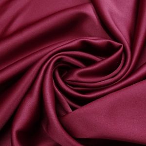 Tecido Alfaiataria Prada Spandex Premium Elastano Vermelho Marsala Pantone 19-1724 TCX Cabernet 