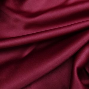 Tecido Alfaiataria Prada Spandex Premium Elastano Vermelho Marsala Pantone 19-1724 TCX Cabernet 