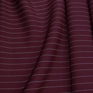 Tecido Alfaiataria Span Traviatta Stripe Light Risca de Giz Cor Vermelho Marsala 