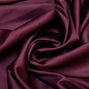 Tecido Cetim Light Gloss Span Toque De Seda Premium, Cor Vermelho Marsala, Pantone: 19-1725TCX 