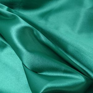 Tecido Cetim Span Cor Verde Esmeralda  Pantone: 17-5641TCX Emerald 