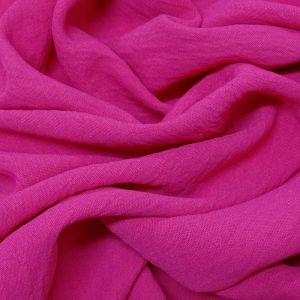 Tecido Crepe Duna Air Flow Tinto, Cor Pitaya Pink Vívido Pantone: 17-2033 TCX Fandango Pink