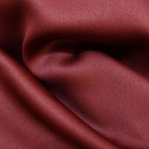 Tecido Crepe Amanda Cor Vermelho Marsala, Pantone: 19-1652 TCX Rhubarb 