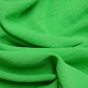 Tecido Crepe Duna Air Flow Tinto, Cor Verde Folha Vibrante, Pantone: 16-6339 TCX Vibrant Green 