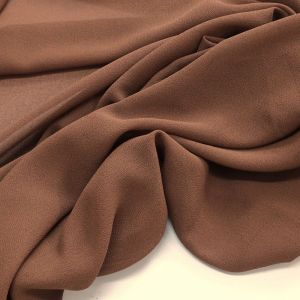 Tecido Crepe Georgete Premium Cor Marrom Chocolate Pantone 18-1222TCX Cocoa Brown 