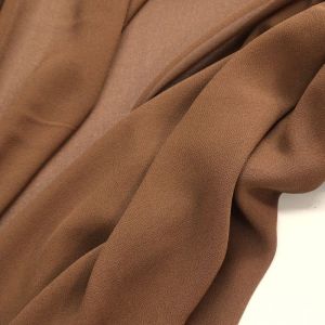 Tecido Crepe Georgete Premium Cor Marrom Chocolate Pantone 18-1222TCX Cocoa Brown 