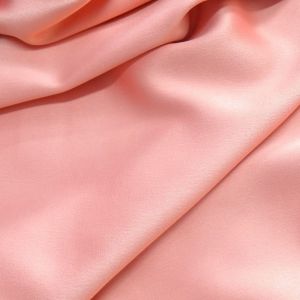 Tecido Crepe Vogue Span Premium Cor Pêssego Rosado Pantone 15-1621TCX Candlelight Peach