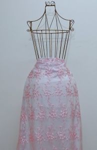 Tecido Renda Tule Bordado Floral Liberty Cor De Rosa 