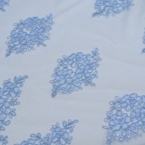 Tecido Renda Tule Bordado Fios Acetinados Cor Azul Serenity, Pantone: 15-3920TCX  