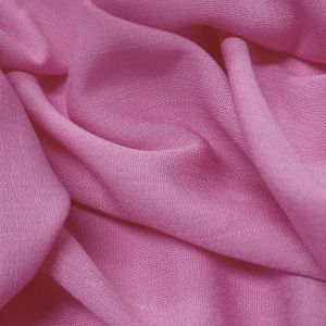 Tecido Viscose Slub Trama de Linho, Cor Rosa Chiclete, Pantone: 15-2215 TCX Begonia Pink  