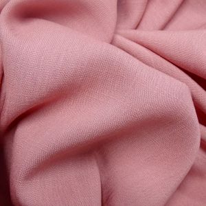 Tecido Viscose Slub Trama de Linho, Cor Rosê Blush Claro, Pantone: 14-2305 TCX Pink Nectar 