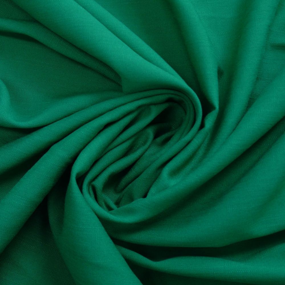 Tecido Viscose Slub Trama de Linho Cor Verde Jade Pantone 17-5638 TCX VIVID GREEN  