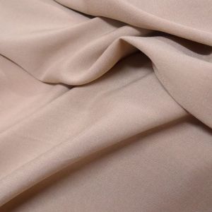 Tecido ViscoseTradicional Cor Nude Claro Pantone: 15-1314 TCX Cuban Sand 